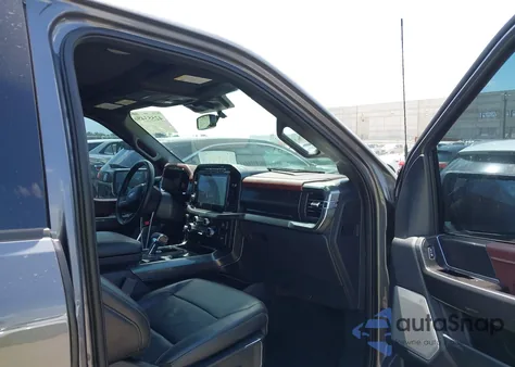 2023 Ford F-150 Lariat z USA, uszkodzony, nr VIN 1FTFW1ED6PFB89951